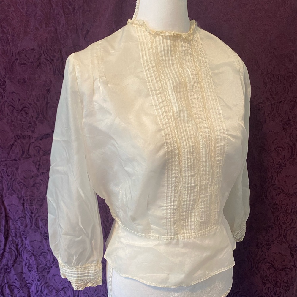 Antique shirtwaist, possibly Edwardian